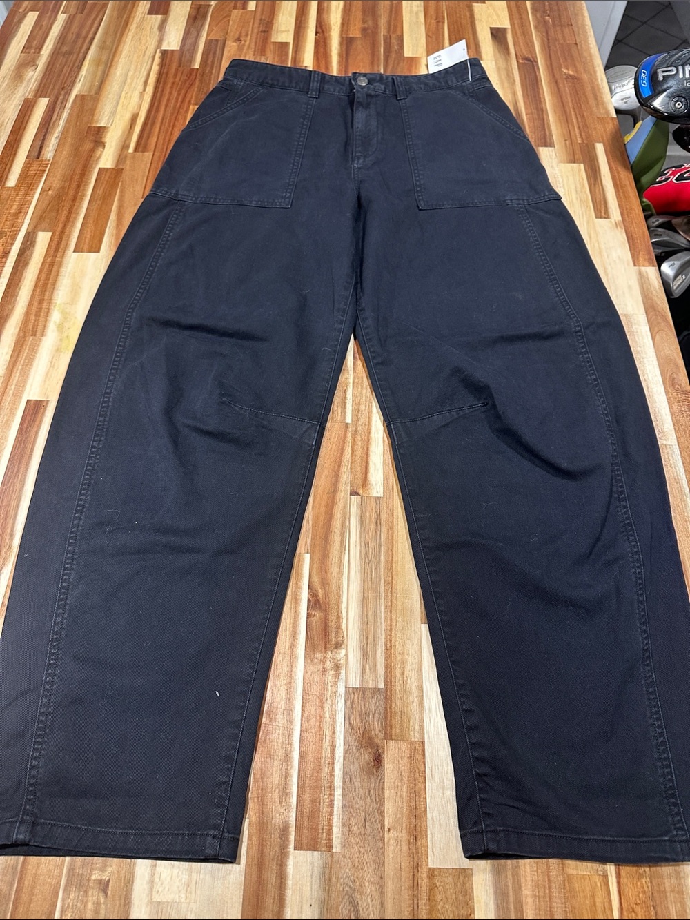 GAP Women's Black Barrel Jeans 616